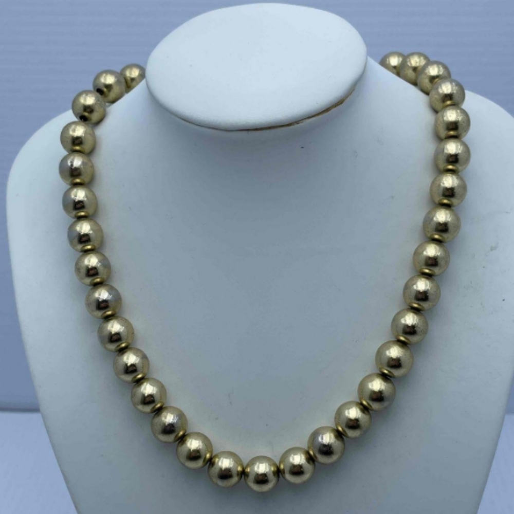 Vintage 70's WHITING & DAVIS Gold Toned 9.4MM Round Bead Choker Necklace. 15"
